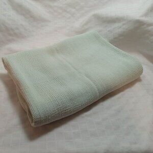 Beautiful vintage Catalonia baby blanket, soft green, circa 1997